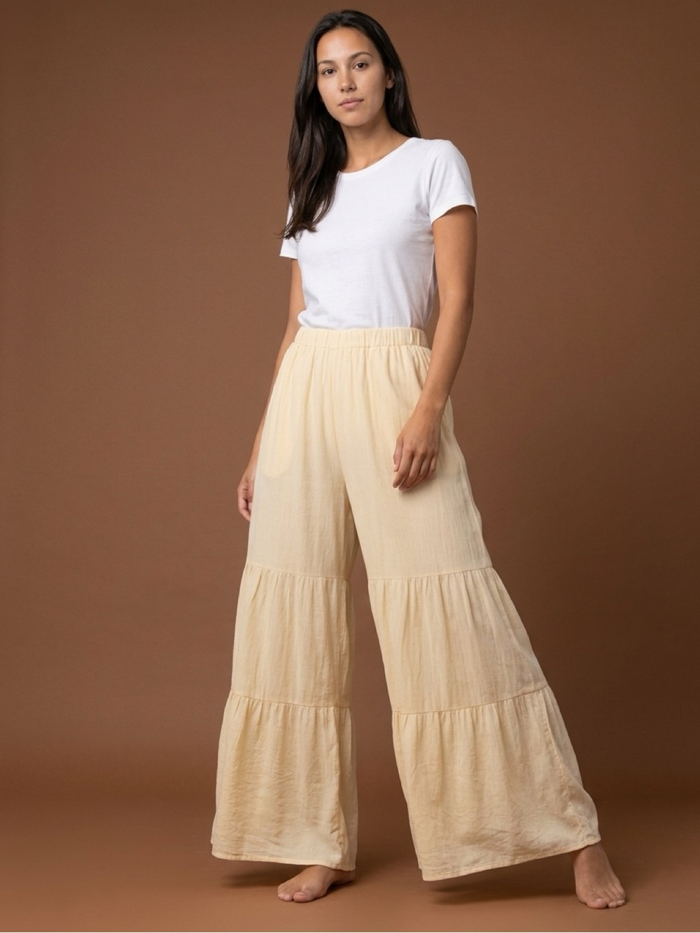 SHEIN Tiered Wide Leg Pants in Cream Size Medium